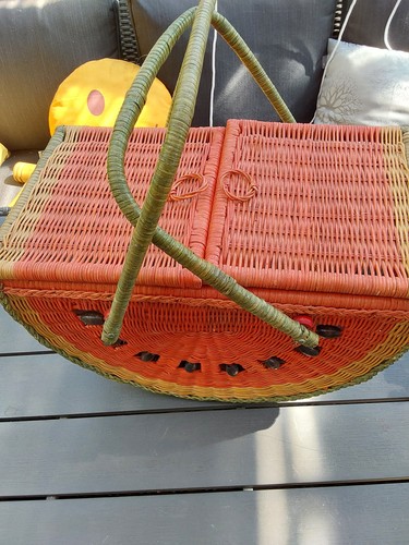 Vintage weiden picknickkorb - vintage,
